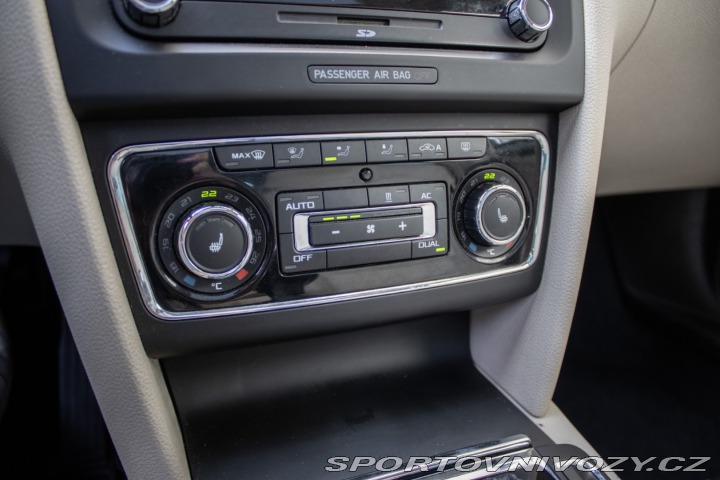 Škoda Superb Combi 3.6 FSI 4X4 Elegan 2011
