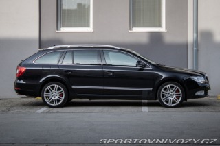 Škoda Superb Combi 2011
