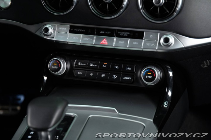 Kia Stinger 2.2 CRDI GT Line 4WD A/T 2019