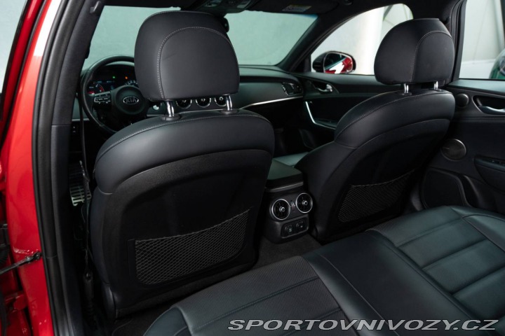 Kia Stinger 2.2 CRDI GT Line 4WD A/T 2019