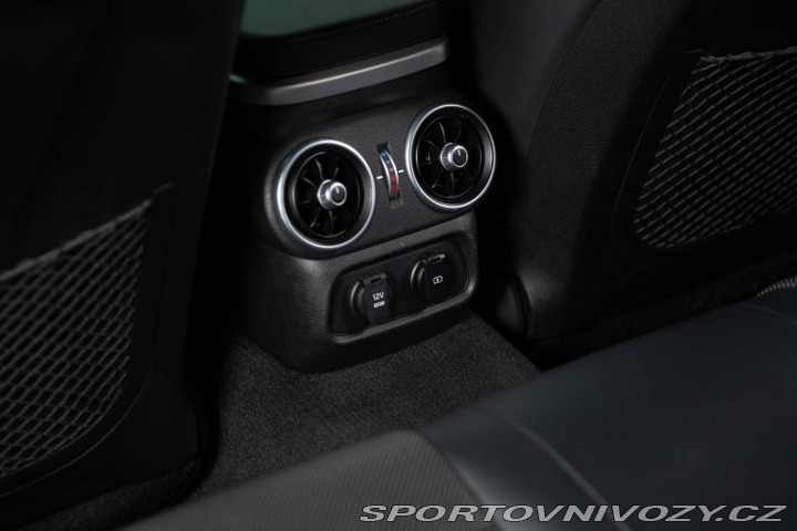 Kia Stinger 2.2 CRDI GT Line 4WD A/T 2019
