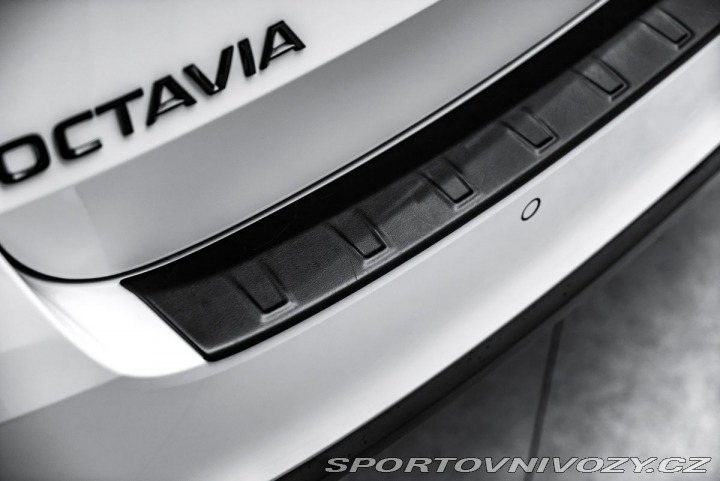 Škoda Octavia RS Combi RS 180kW DSG 2023