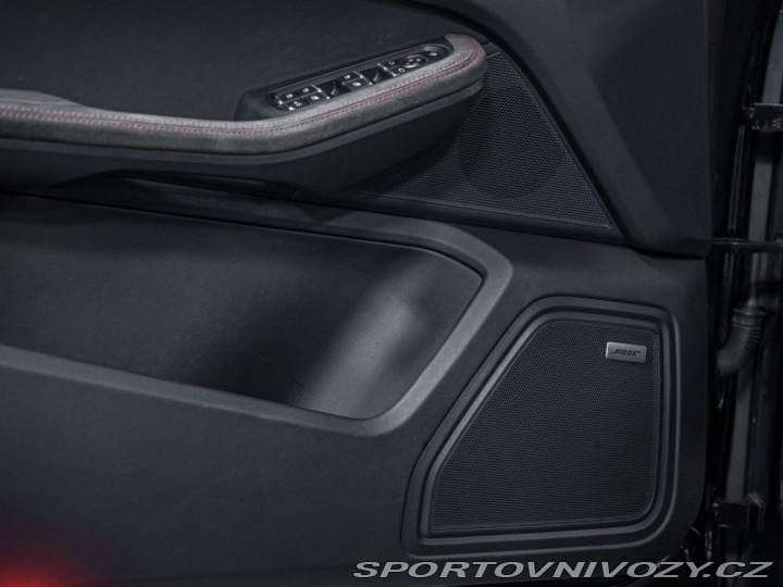 Porsche Macan GTS 2024