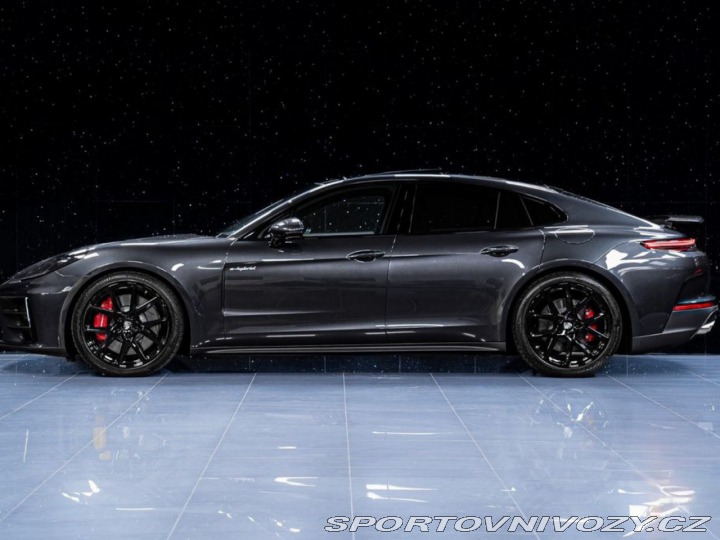 Porsche Panamera 4S E-hybrid 2024