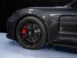 Porsche Panamera 4S E-hybrid 2024