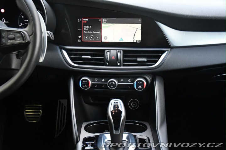 Alfa Romeo Giulia 2.0TURBO 16V 206kW AT8-Q4 2024
