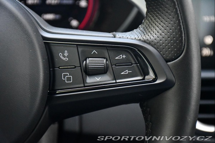 Alfa Romeo Giulia 2.0TURBO 16V 206kW REZERV 2024