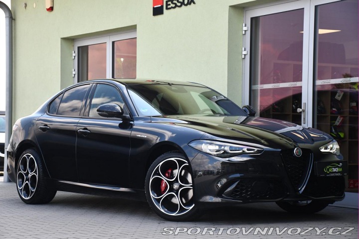 Alfa Romeo Giulia 2.0TURBO 16V 206kW AT8-Q4 2024