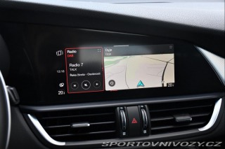 Alfa Romeo Giulia 2.0TURBO 16V 206kW AT8-Q4 2024