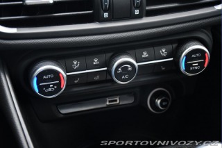 Alfa Romeo Giulia 2.0TURBO 16V 206kW AT8-Q4 2024