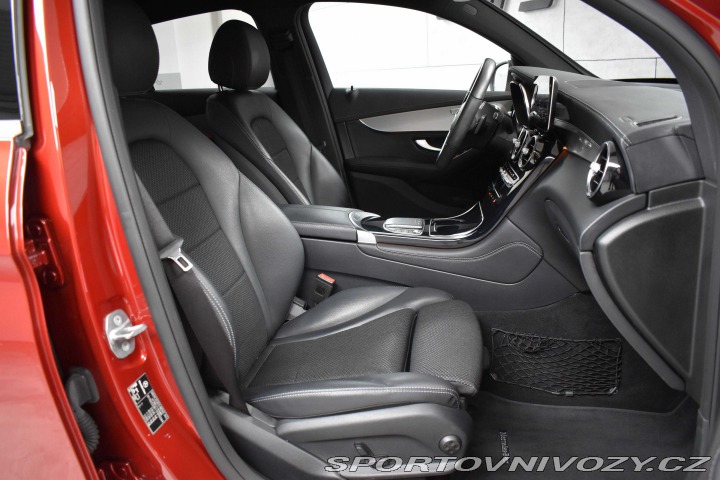 Mercedes-Benz Ostatní modely GLC 200 4MATIC*REZERVACE* 2020