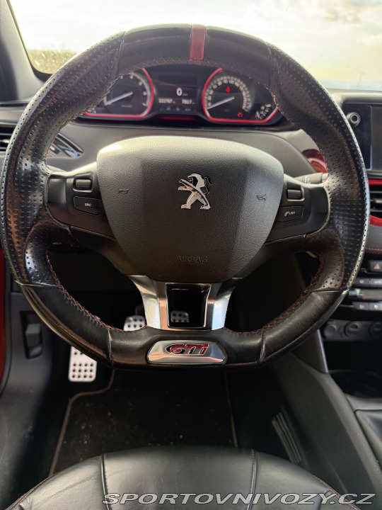 Peugeot 208 GTi 2014