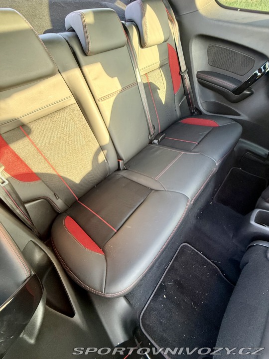 Peugeot 208 GTi 2014