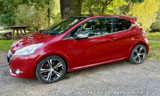 Peugeot 208 GTi  2014
