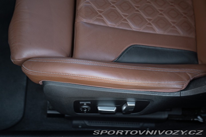 BMW M8 COMPETITION GRAN Coupé 2021
