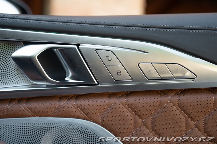 BMW M8 COMPETITION GRAN Coupé 2021