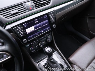 Škoda Superb 2,0 TSI 206kW DSG 4x4 L&a 2015