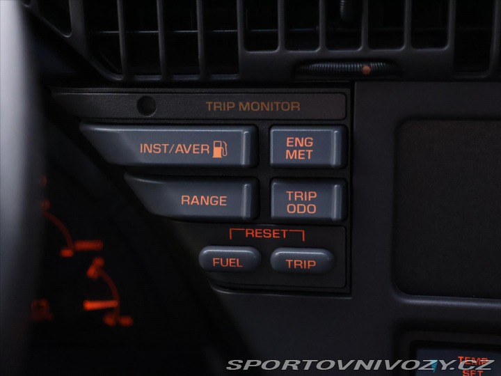 Chevrolet Corvette 5,7 TPI V8 208 kW DPH STK 1991