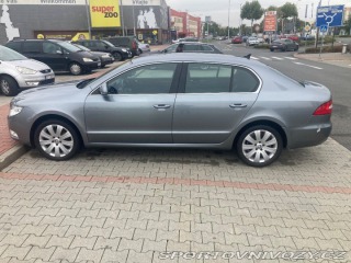 Škoda Superb 2,2   2 2010
