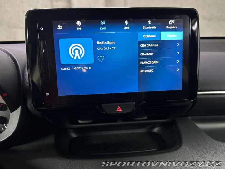 Toyota Yaris Comfort 1.5 Hybrid e-CVT 1800
