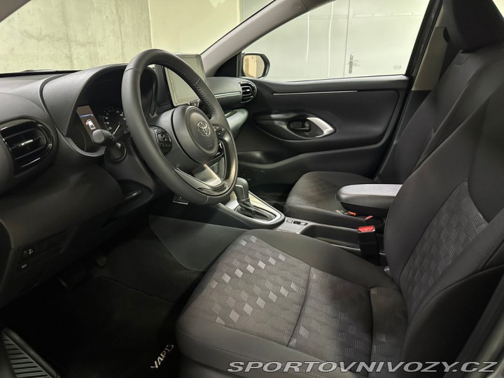 Toyota Yaris Comfort 1.5 Hybrid e-CVT 1800