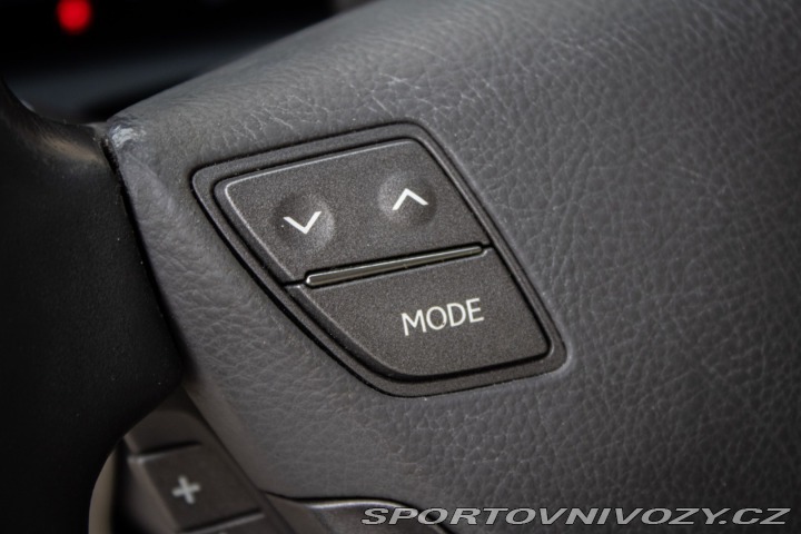 Lexus Ostatní modely LS 460 AWD, 270kW, A8 / AJ 2010