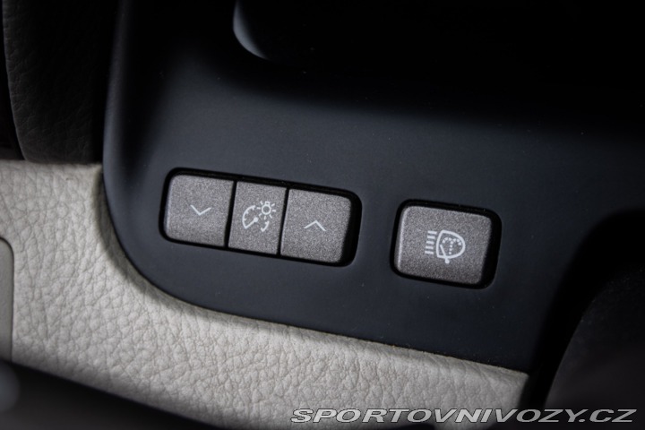 Lexus Ostatní modely LS 460 AWD, 270kW, A8 / AJ 2010