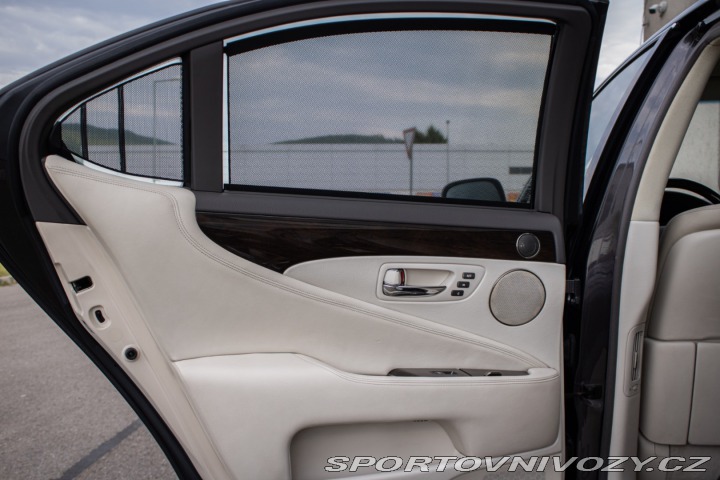 Lexus Ostatní modely LS 460 AWD, 270kW, A8 / AJ 2010