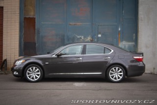 Lexus Ostatní modely LS  460 AWD, 270kW, A8  / AJ 2010