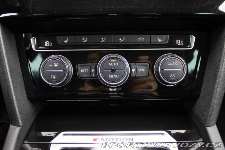 Volkswagen Ostatní modely Passat Variant Variant 2.0 BiTDI 240k B 2016