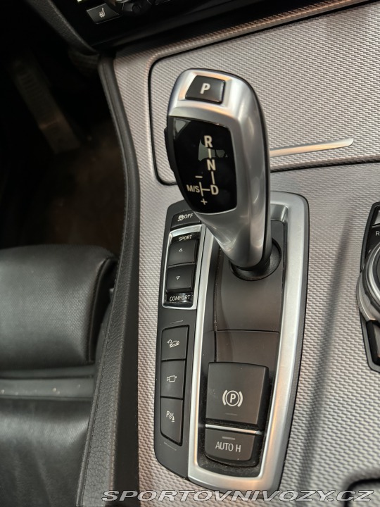 BMW 5 F11 2016