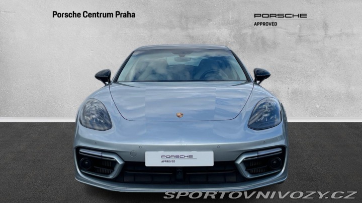 Porsche Panamera GTS 2021