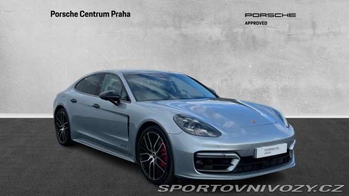 Porsche Panamera GTS 2021