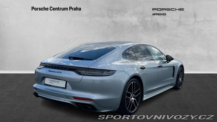 Porsche Panamera GTS 2021