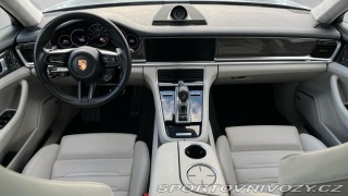 Porsche Panamera GTS 2021