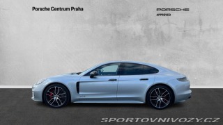 Porsche Panamera GTS 2021