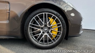 Porsche Panamera Turbo S 2022