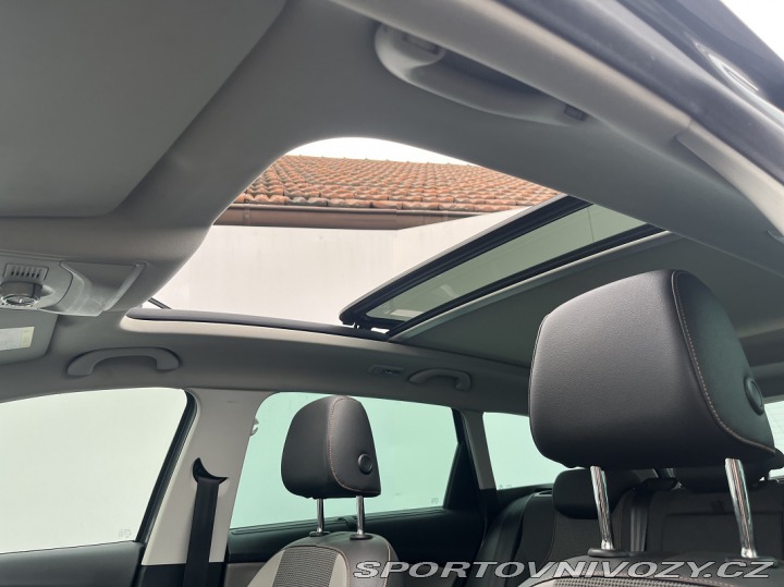 Seat Leon ST 2.0TDI 4x4 - REZERVACE 2015