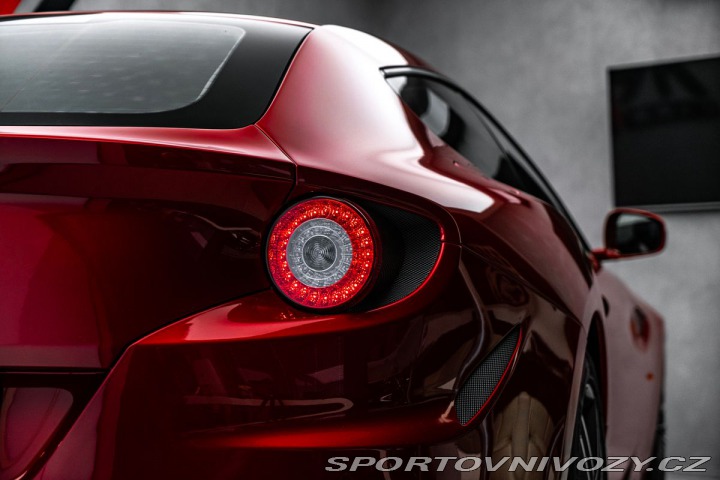 Ferrari FF New power garance 1800