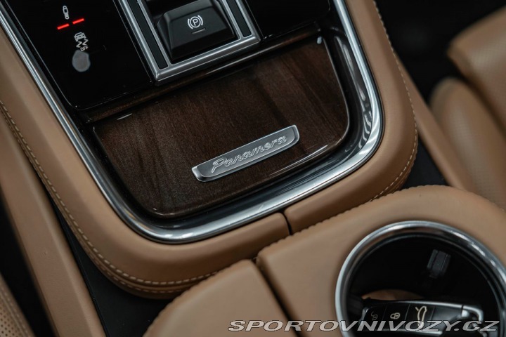 Porsche Panamera Turbo S E-hybrid, SportDe 1800