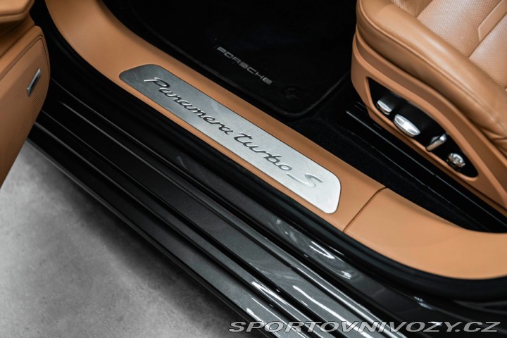 Porsche Panamera Turbo S E-hybrid, SportDe 1800