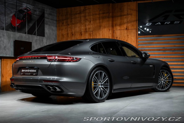 Porsche Panamera Turbo S E-hybrid, SportDe 2017