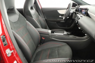 Mercedes-Benz A AMG Line A 180 2025