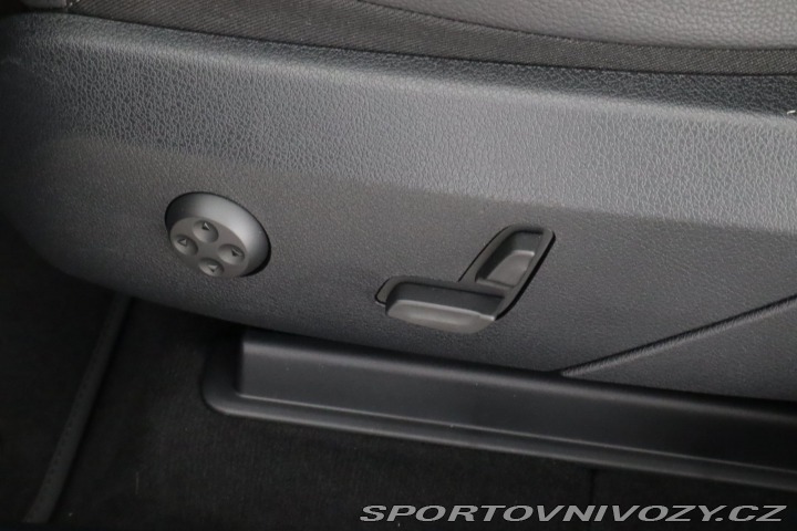 Mercedes-Benz Ostatní modely GLC AMG Line GLC 220 d 4MATIC 2025