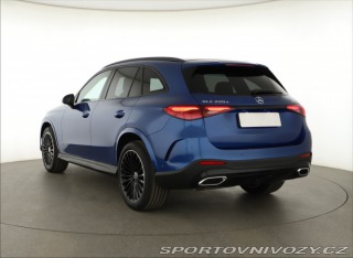 Mercedes-Benz Ostatní modely GLC AMG Line GLC 220 d 4MATIC 2025