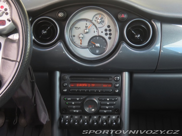 Mini One One 2004