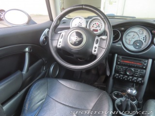 Mini One One 2004