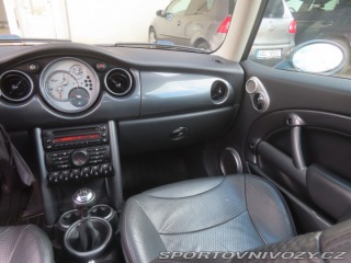 Mini One One 2004