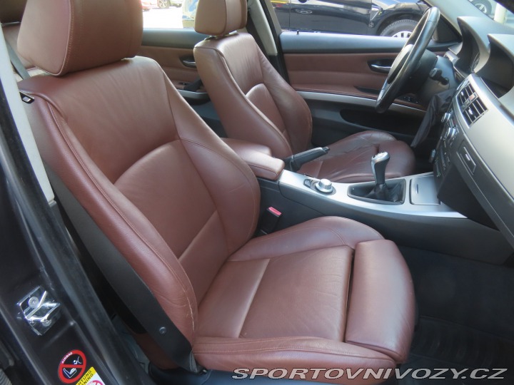 BMW 3 325 i 2005