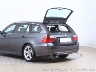 BMW 3 325 i 2005